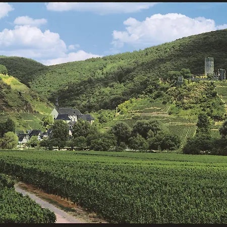 公寓 埃伦茨-波特斯多夫皮耶斯酒庄度假酒店