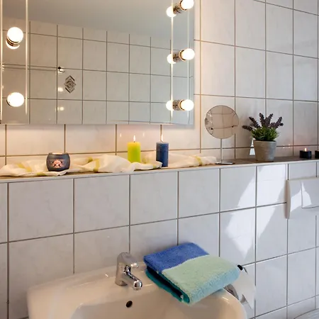 埃伦茨-波特斯多夫皮耶斯酒庄度假酒店 * 埃伦波特道夫