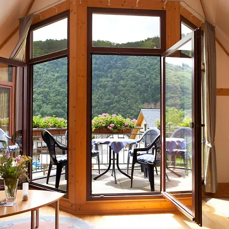 埃伦茨-波特斯多夫皮耶斯酒庄度假酒店 公寓