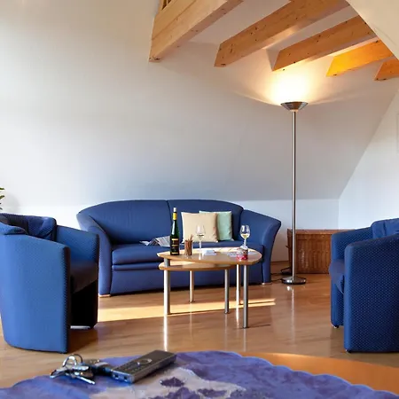 公寓 埃伦茨-波特斯多夫皮耶斯酒庄度假酒店