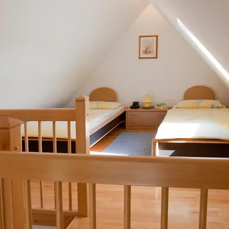 Lägenhet Ferienweingut Pies Ellenz-Poltersdorf