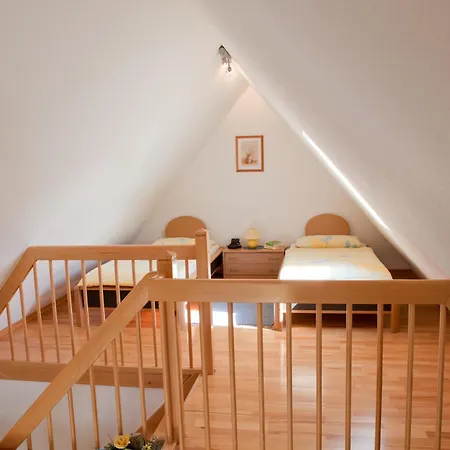 Lägenhet Ferienweingut Pies *