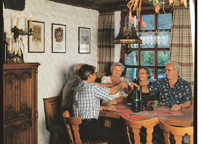 Ferienweingut Pies * Ellenz-Poltersdorf