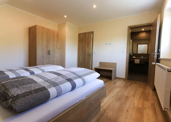 Ferienweingut Pies Apartman Ellenz-Poltersdorf